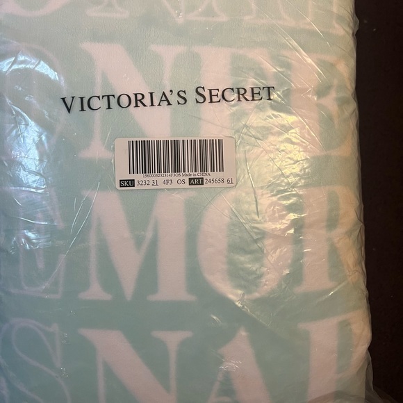 Cozy Teal Blanket - Picture 2 of 2